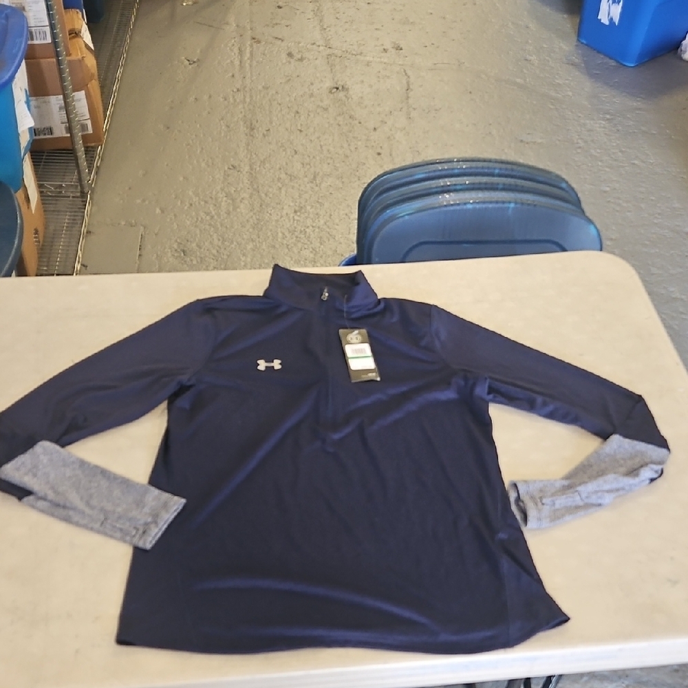 Under Armour Women's UA Locker ½ Zip Long Sleeve Shirt. - Picture 2 of 4